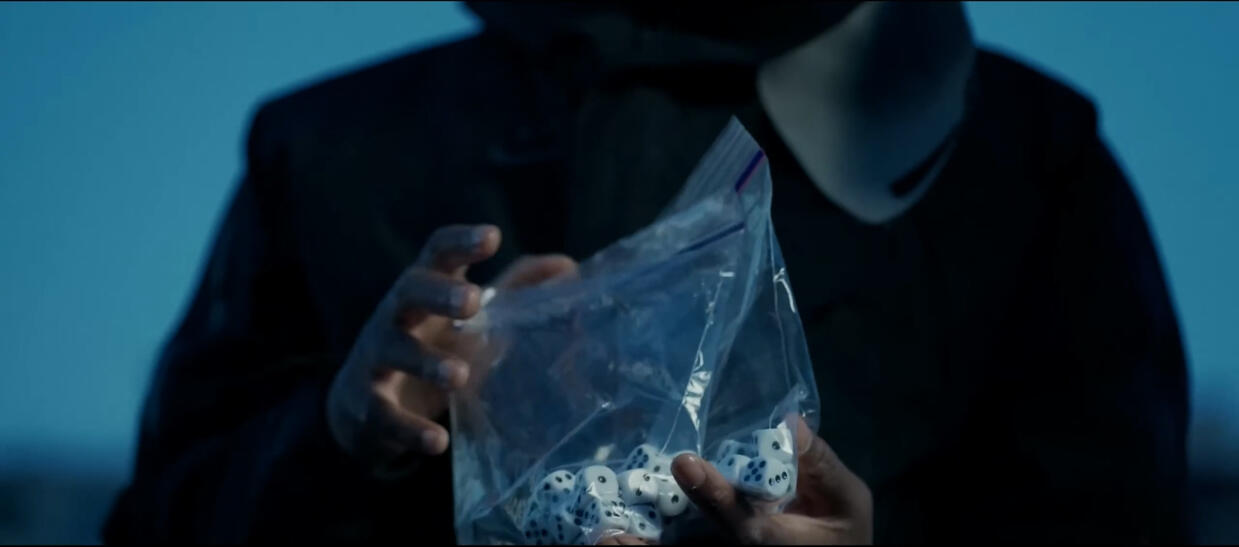 Roll the dice Roll the dice